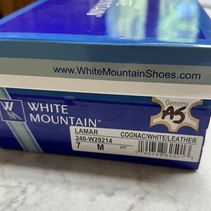 White Mountain heeled sandals. Worn once. Size 7.